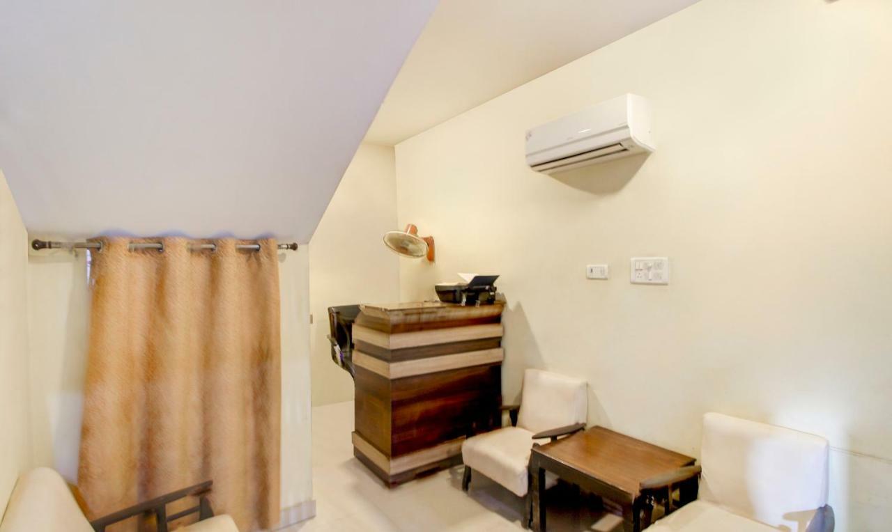 Itsy Hotels Royal Monarch Горакпур Екстериор снимка